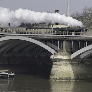 Crossing the Thames